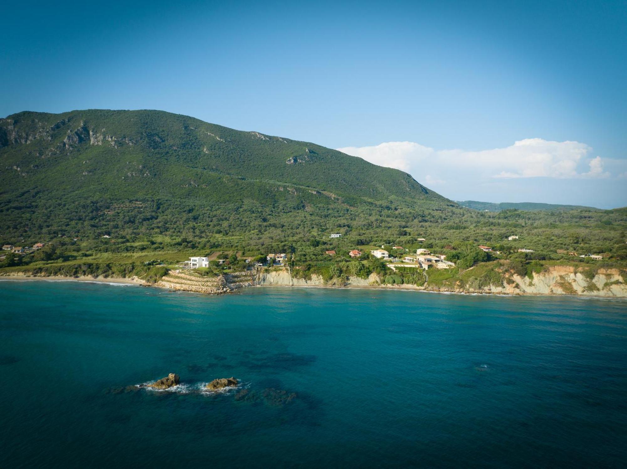 Villa Angela Agios Matthaios  Luaran gambar