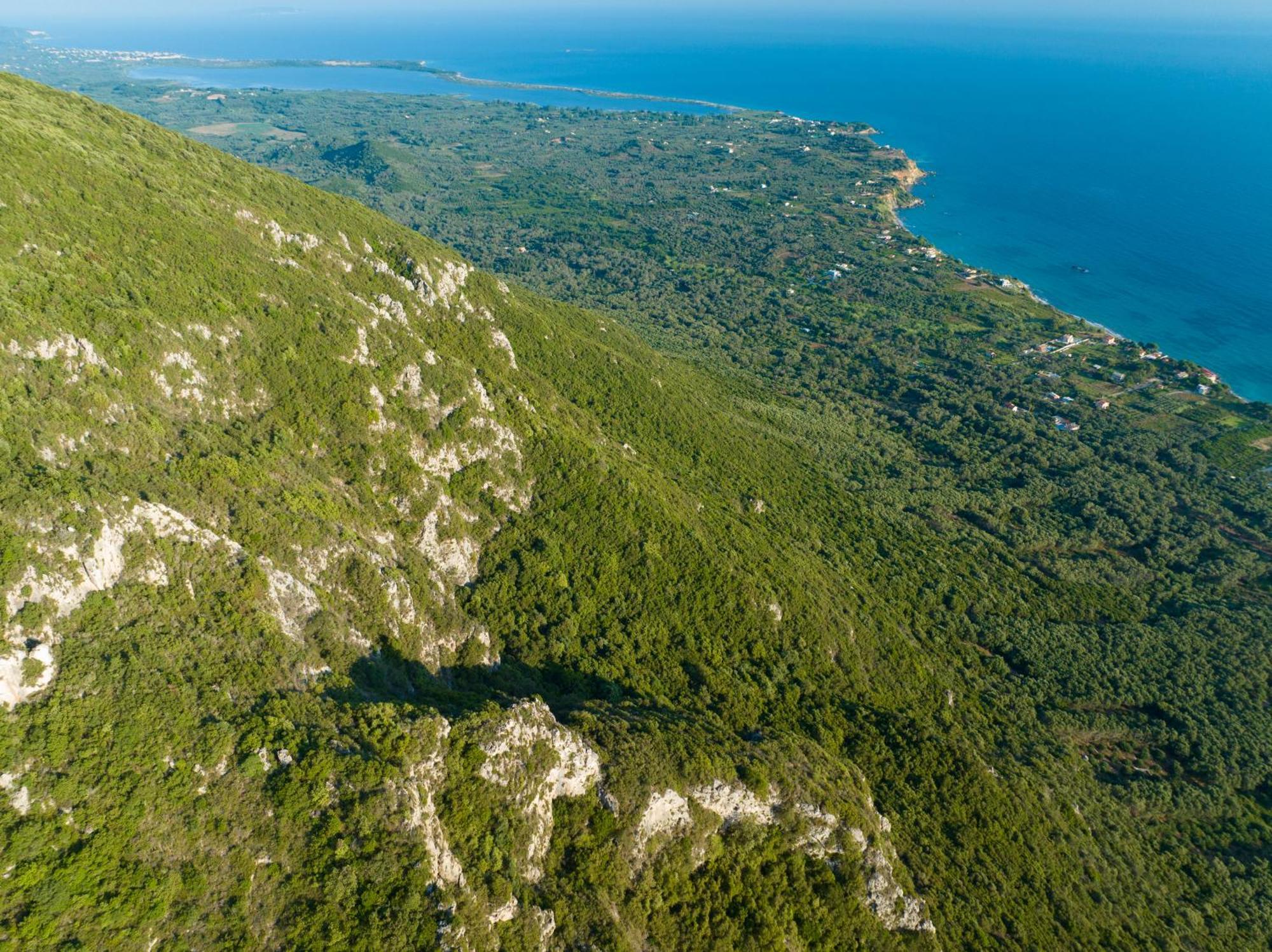 Villa Angela Agios Matthaios  Luaran gambar