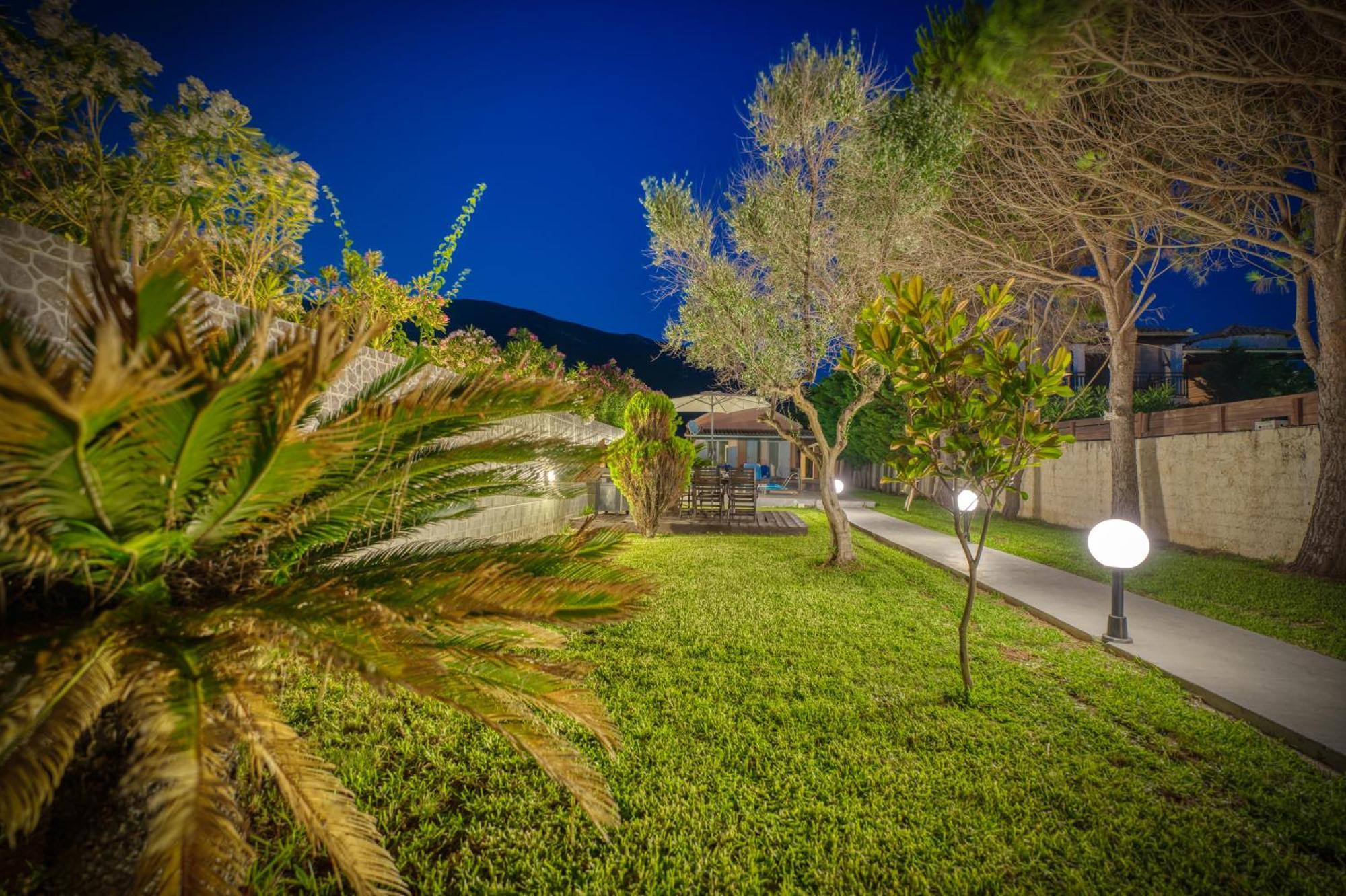 Villa Angela Agios Matthaios  Luaran gambar