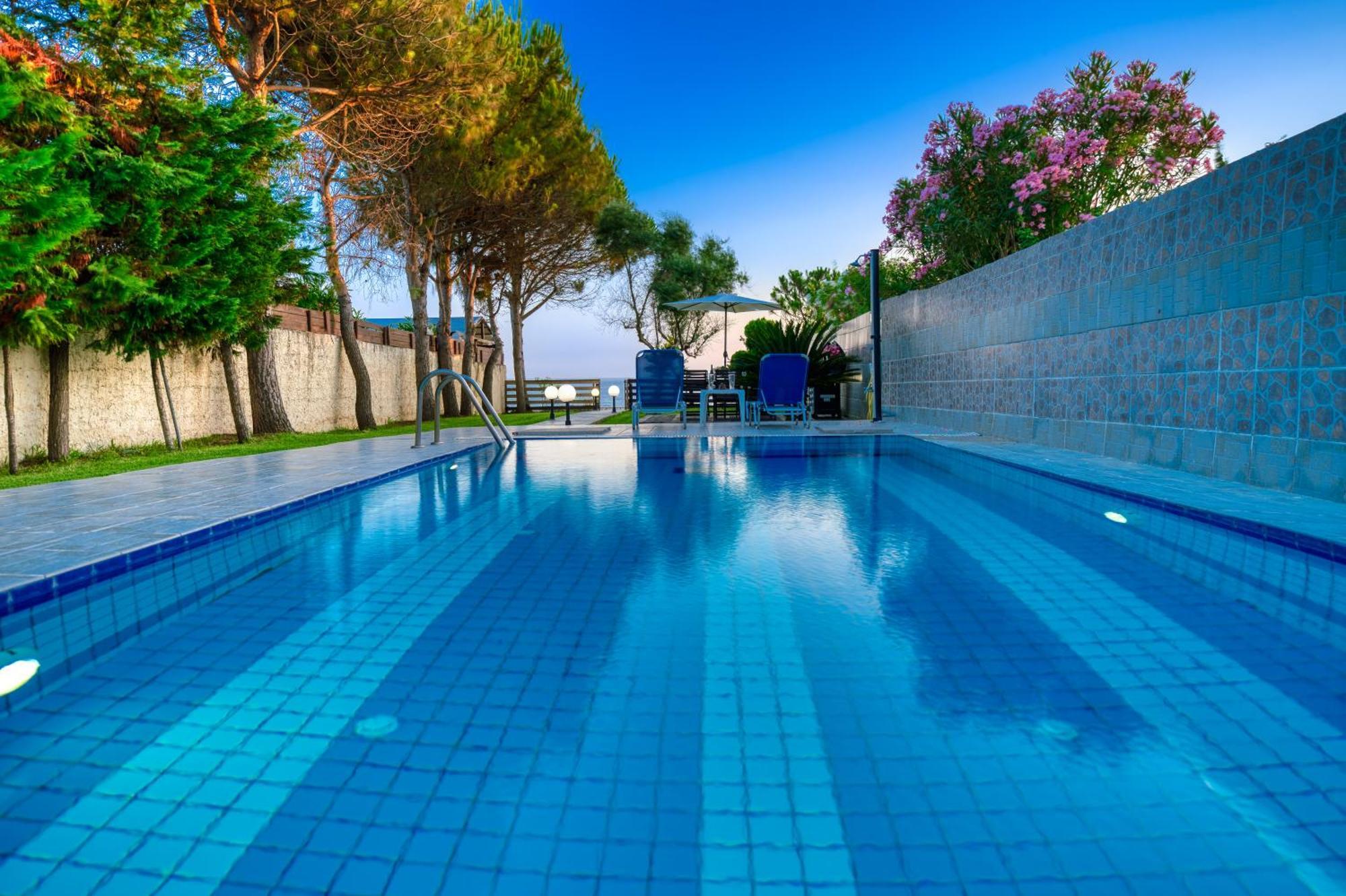 Villa Angela Agios Matthaios  Luaran gambar