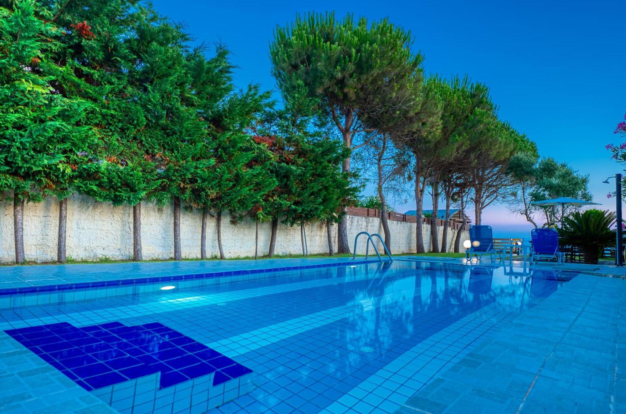 Villa Angela Agios Matthaios  Luaran gambar