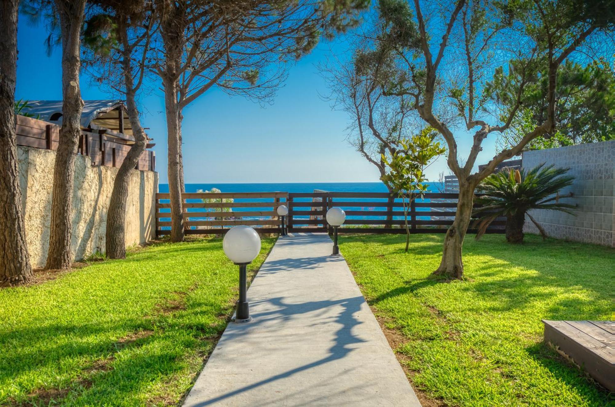 Villa Angela Agios Matthaios  Luaran gambar