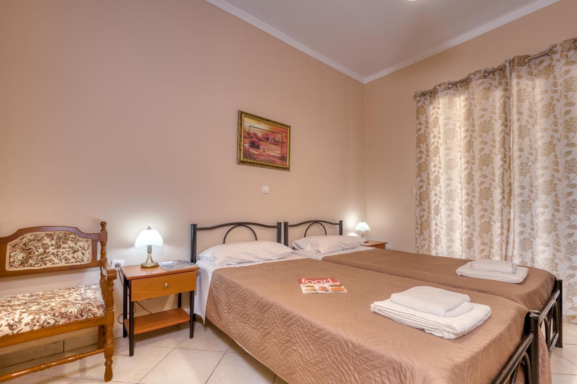 Villa Angela Agios Matthaios  Luaran gambar