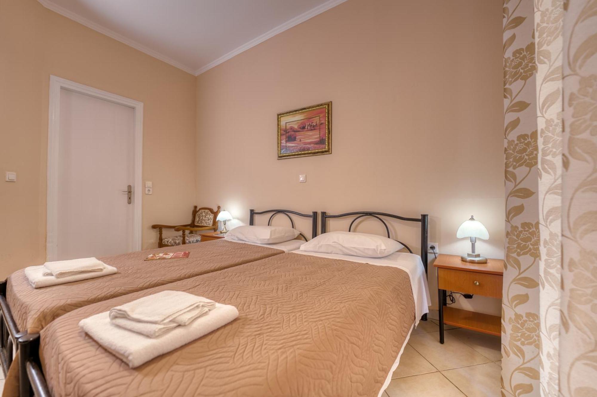 Villa Angela Agios Matthaios  Luaran gambar